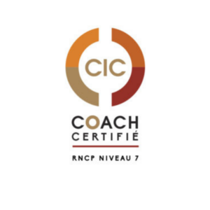 Formée au Centre Internationale du Coach, diplôme reconnu au RNCP Niveau 7, (bac +5)